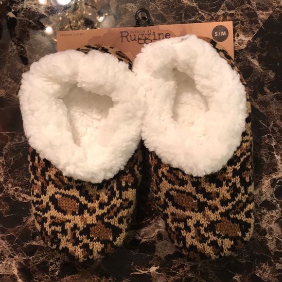 Animal Print Slippers - Picture 4 of 6